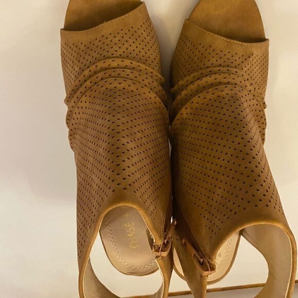 🌸Chase+ Chloe  Tan heels Fashion Sandal Size :9 - Picture 7 of 11